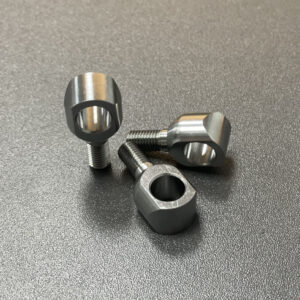 Supply eye bolt
