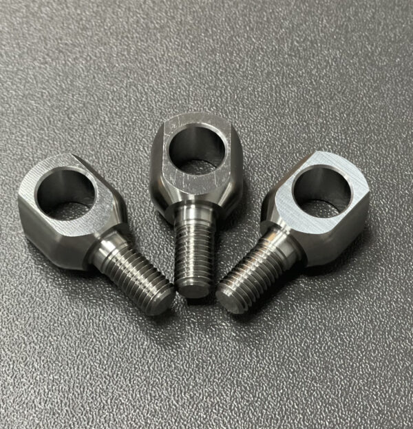 Supply eye bolt