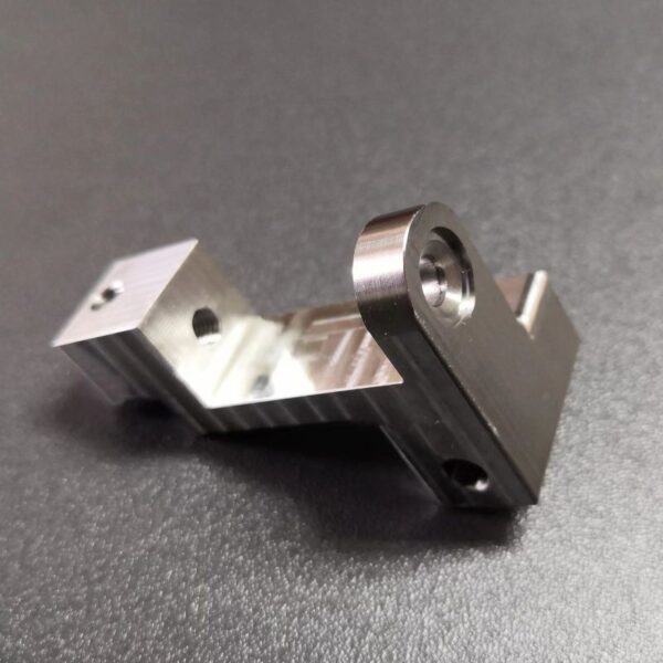 Customized CNC machining of heterosexual aluminum alloy fixed bracket